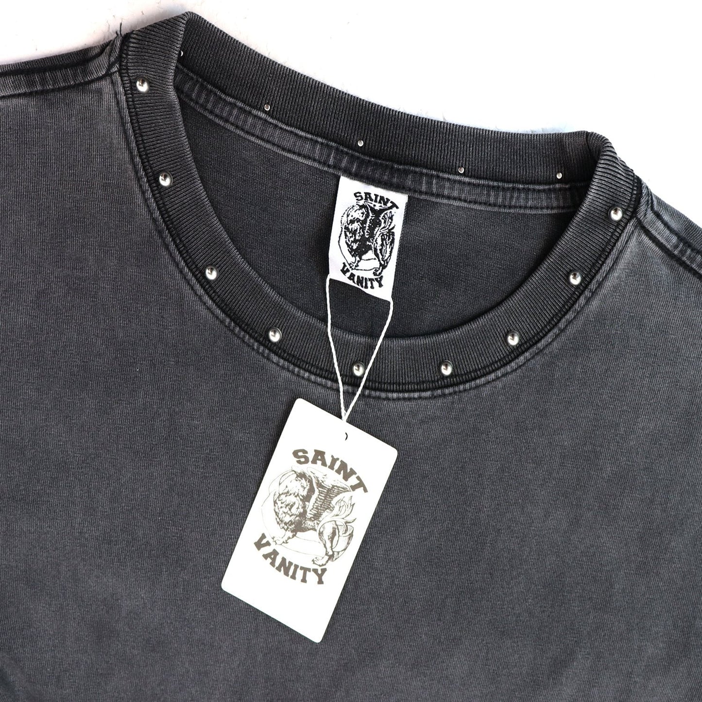 SAINT Vanity Lion Graphic Short-Sleeve Set — hang_tag