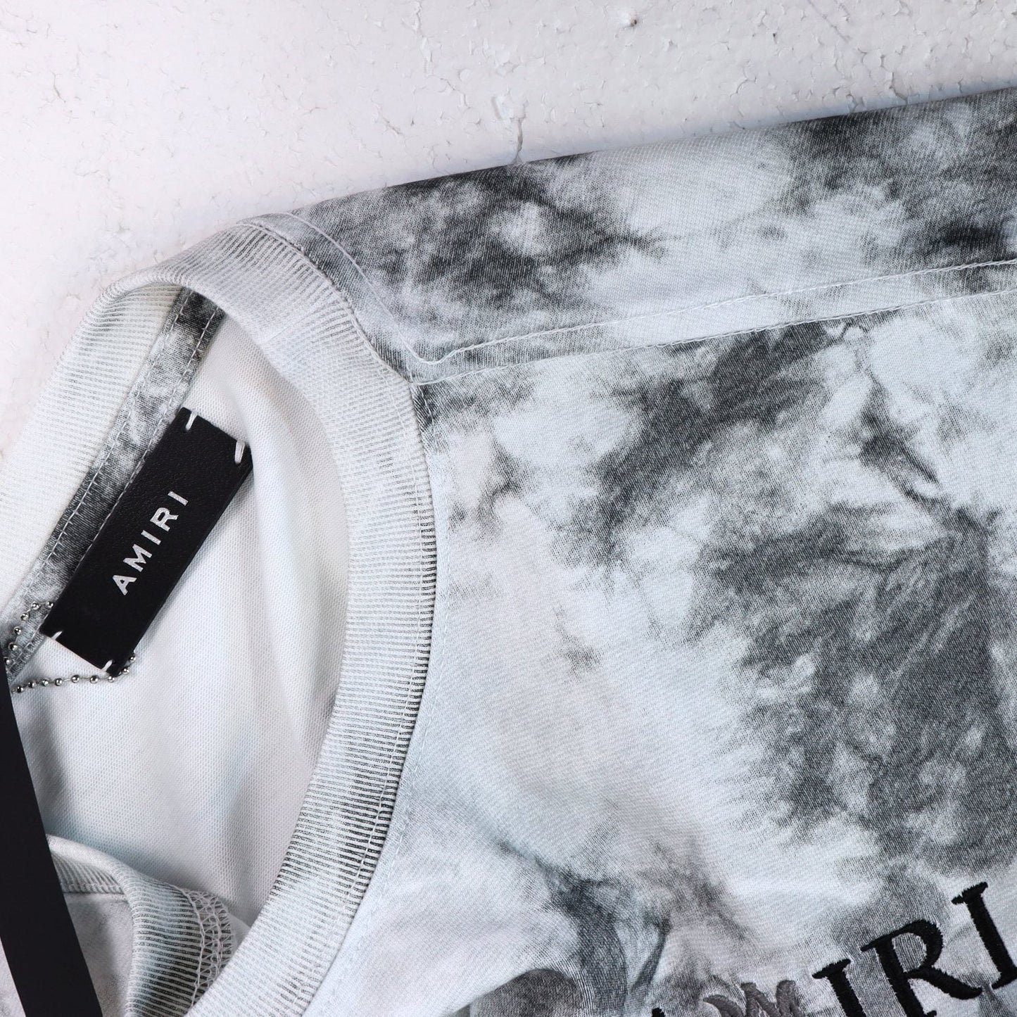 AMIRI Gray Tie-Dye Graphic T-Shirt — neck_label
