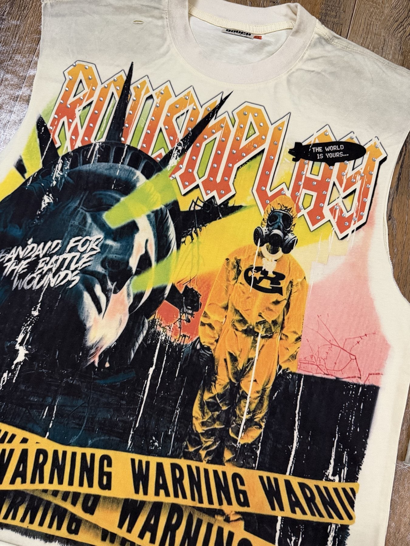 Rough Play Warning Globe Graphic Sleeveless T-Shirt — detail