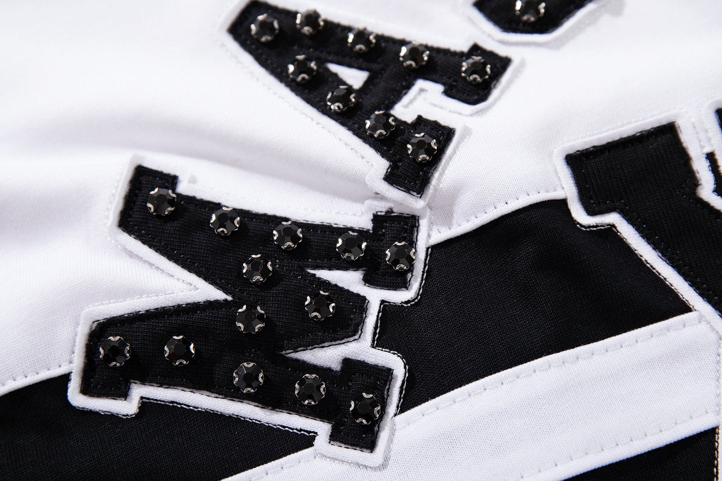 MAJESTIK XX Sports Graphic Zip Polo Shirt — detail