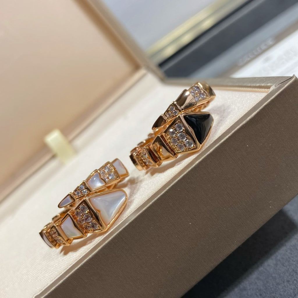 Bvlgari Serpenti Ring Gold Cubic Zirconia Onyx