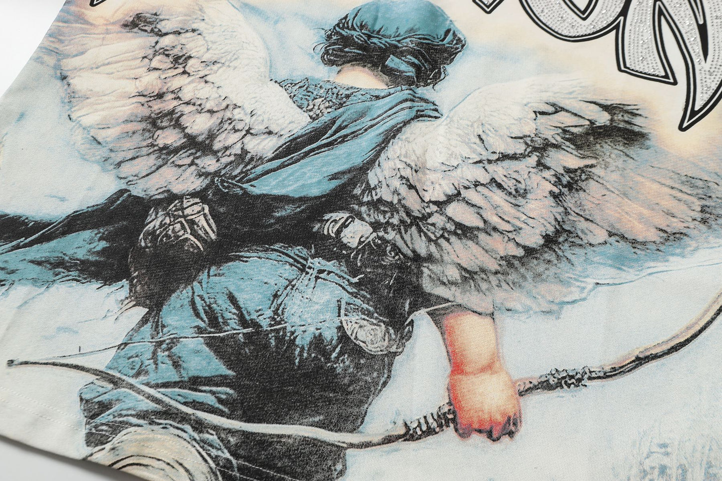 MIXED EMOTION Angel Graphic T-Shirt — detail