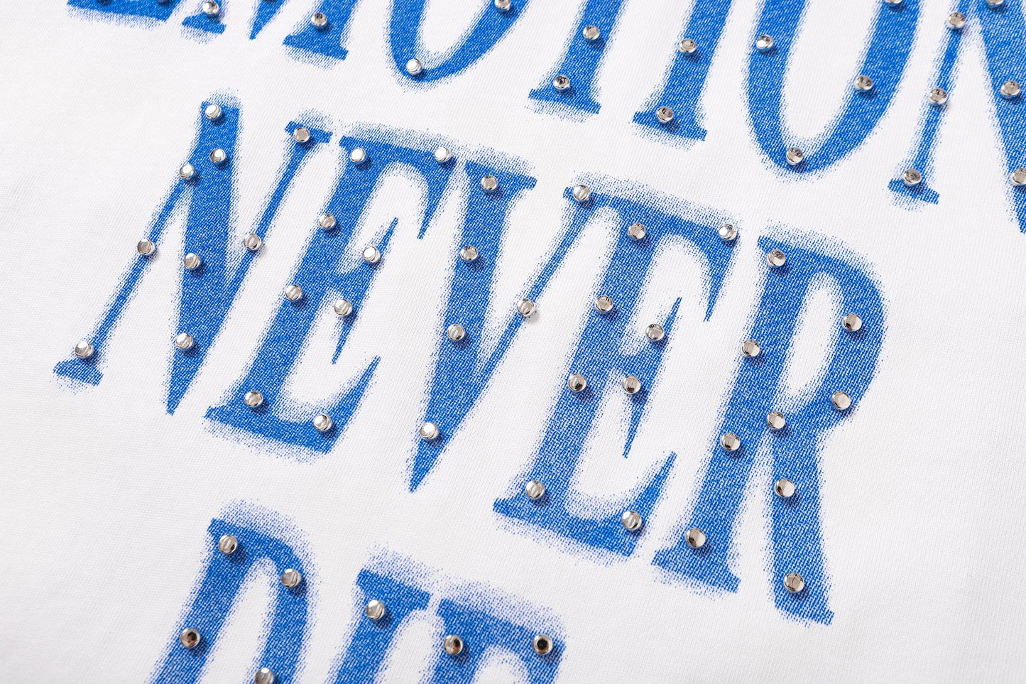 MIXED EMOTION Never Die Graphic Short-Sleeve T-Shirt — detail