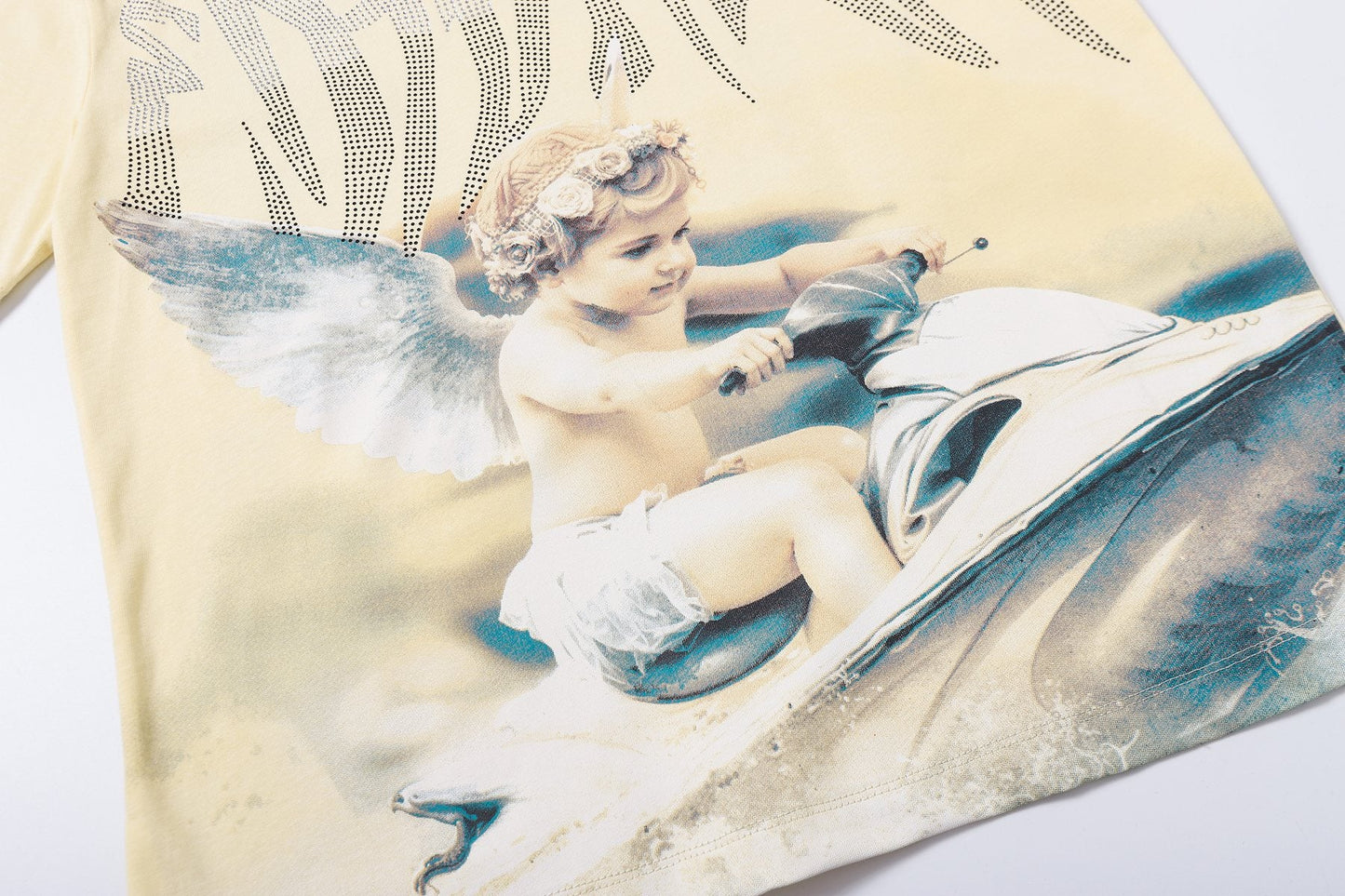 MIXED EMOTION Angel Graphic Short-Sleeve T-Shirt — detail