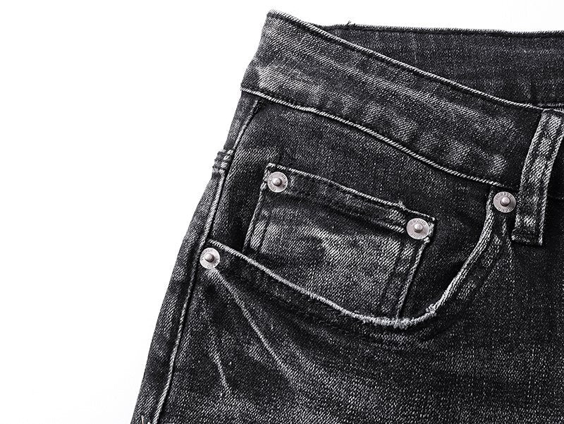 Purple Brand Floral Embroidered Flared Jeans — detail
