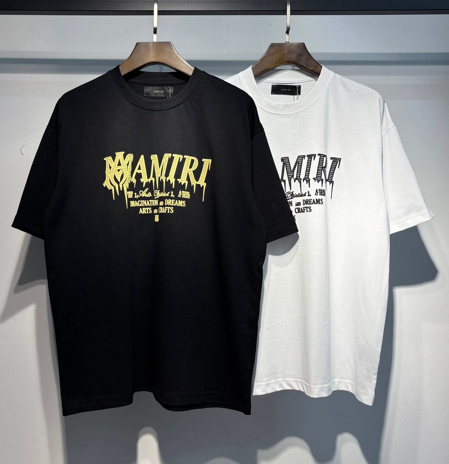 AMIRI Crest Graphic Short-Sleeve T-Shirt — context