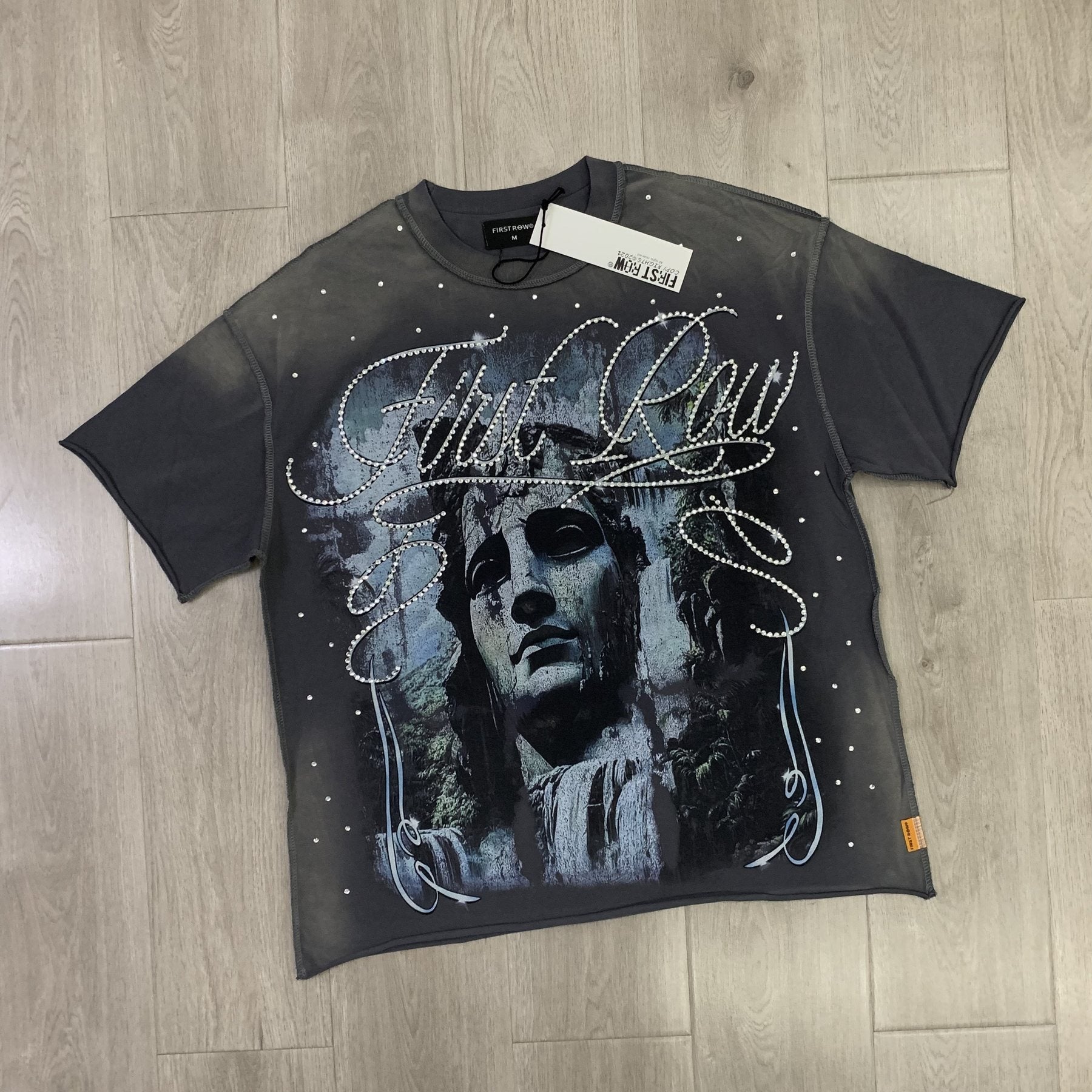 FIRST ROW Lost Utopia Unearth Cropped Graphic T-Shirt — front