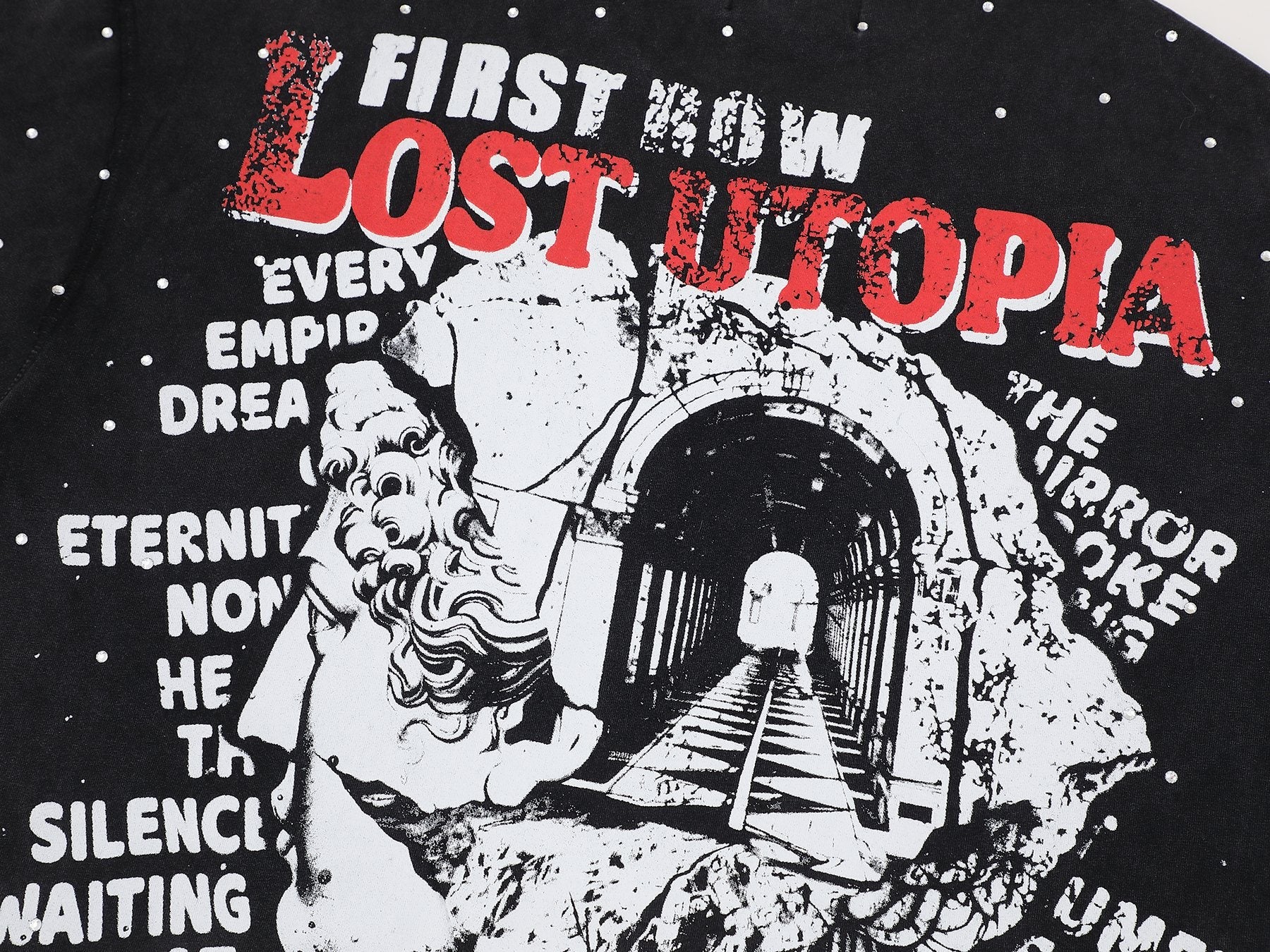 FIRST ROW Lost Utopia Illusion Cropped Graphic T-Shirt — detail