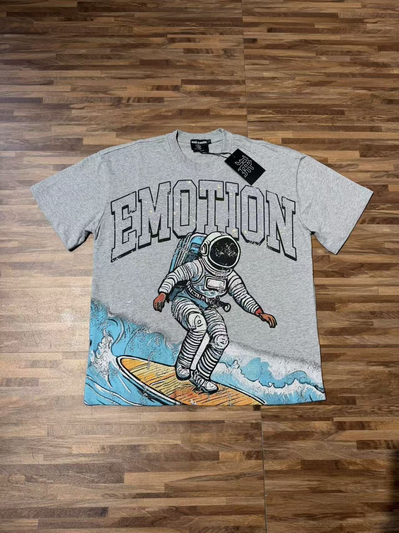 MIXED EMOTION Astronaut Surf Graphic T-Shirt — front