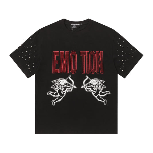 MIXED EMOTION Love or Hate Cupid Graphic T-Shirt — hero