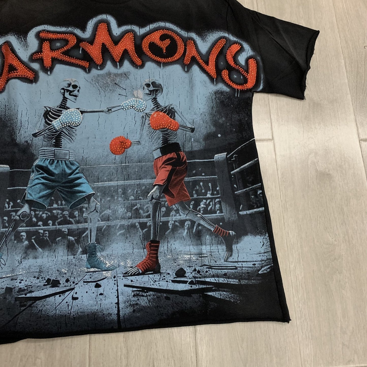 HARMONY Boxing Skeleton Graphic T-Shirt — detail