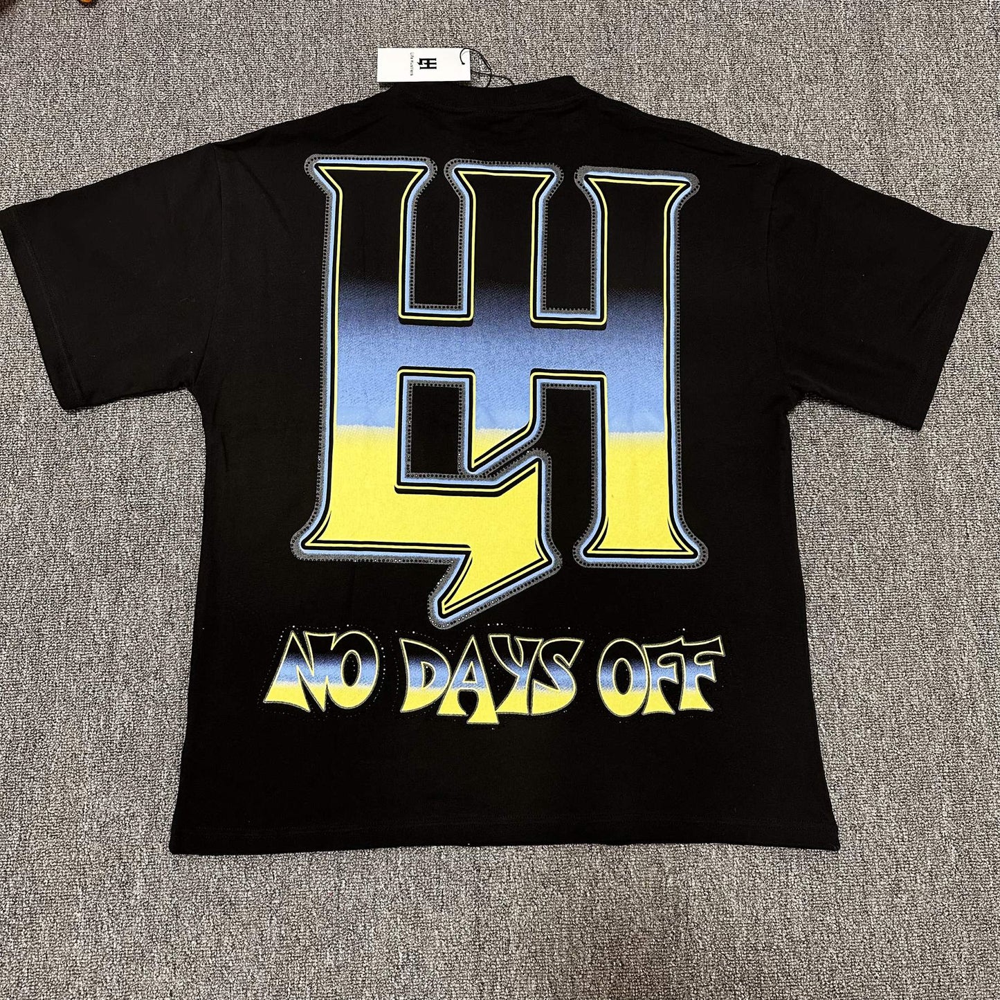 Life Hustlere Alien UFO Graphic T-Shirt — back