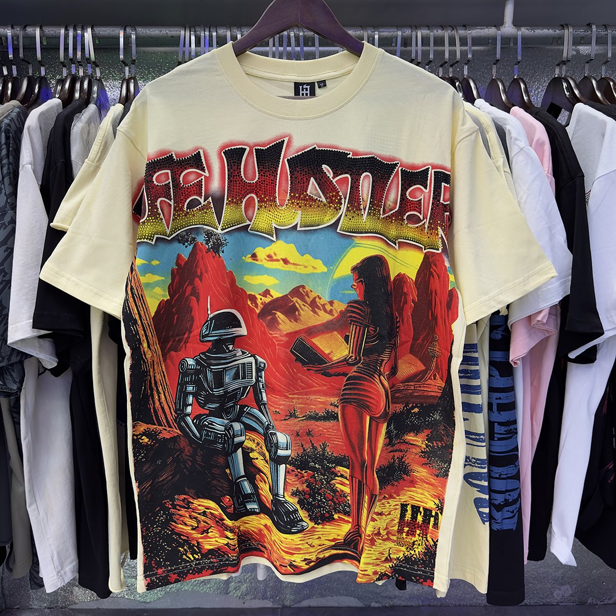 Life Hustlere Angel Graphic T-Shirt — context