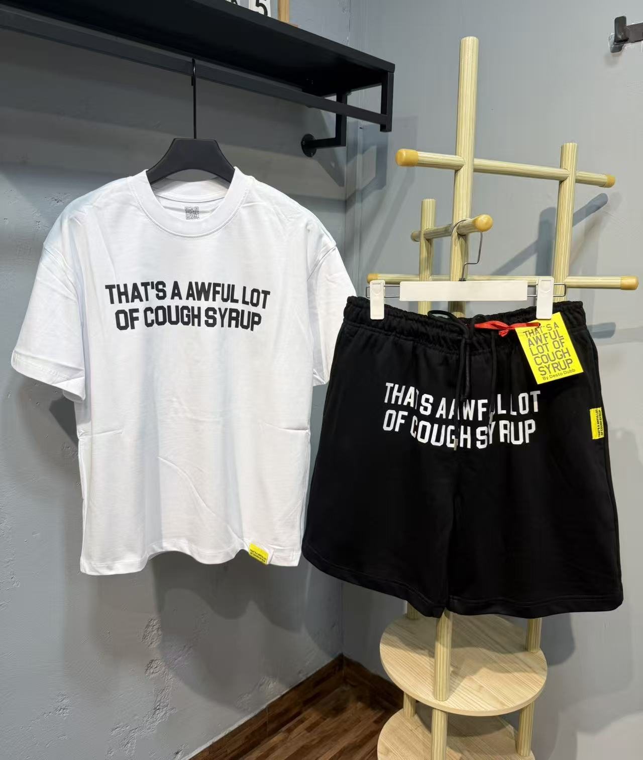 THAT'S A AWFUL LOT OF COUGH SYRUP Graphic Short-Sleeve Set — front