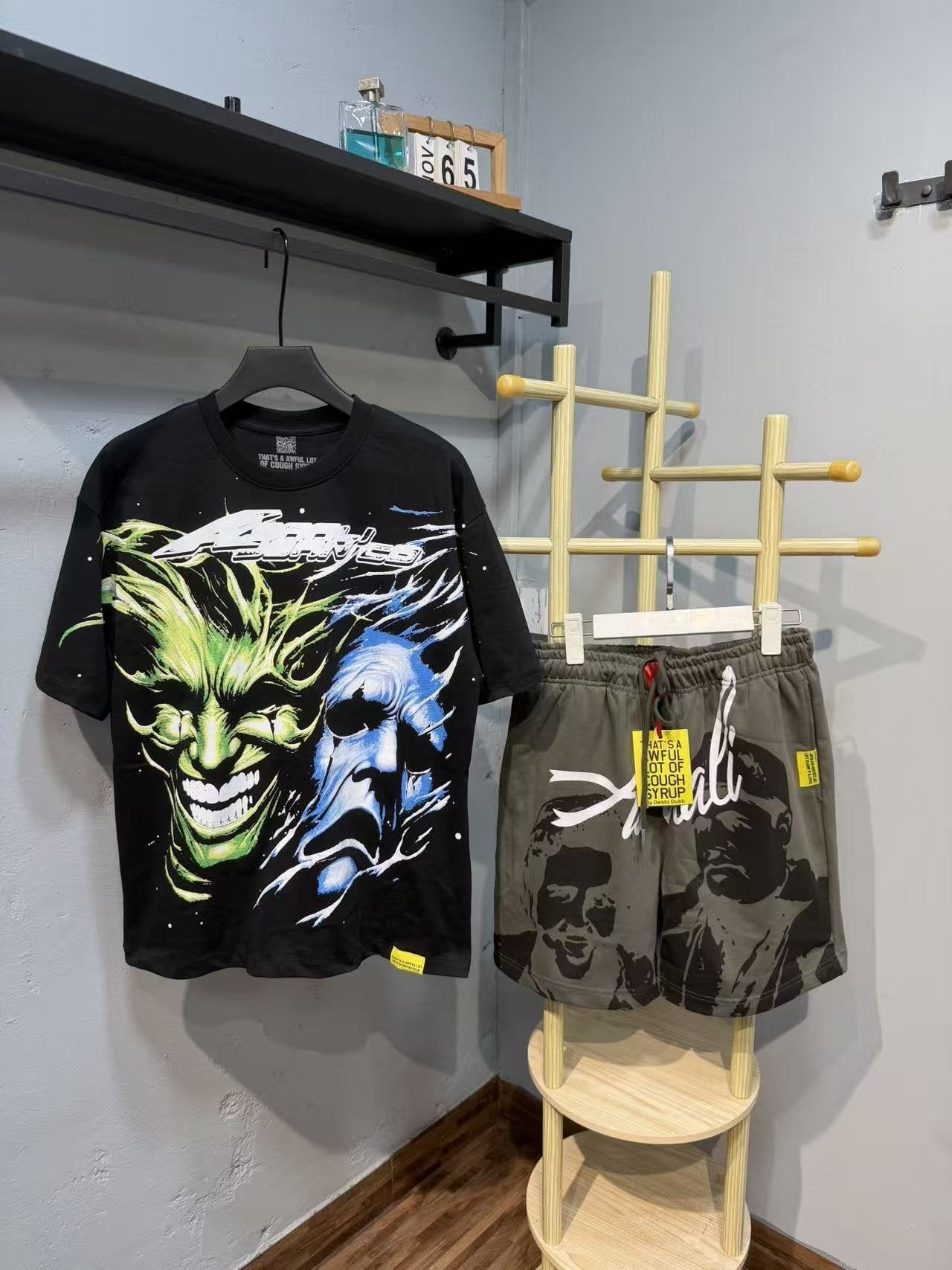 THAT'S A AWFUL LOT OF COUGH SYRUP Joker Face Graphic Short-Sleeve Set — context