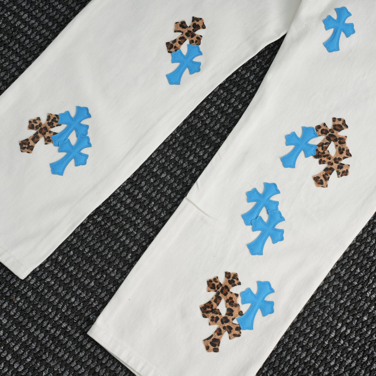 Chrome Hearts White Cross Graphic Pants — detail