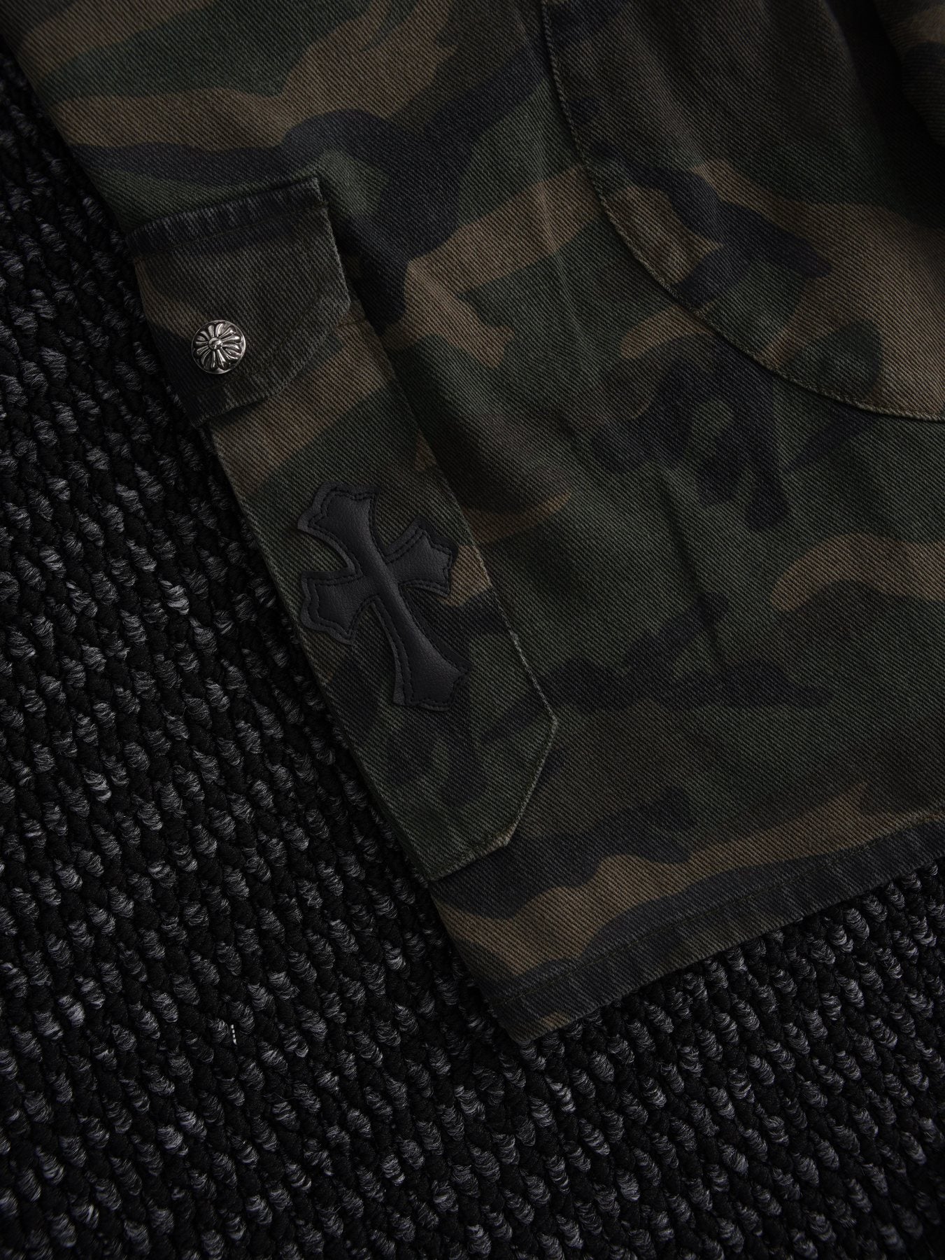 Chrome Hearts Green Camo Cargo Shorts — detail
