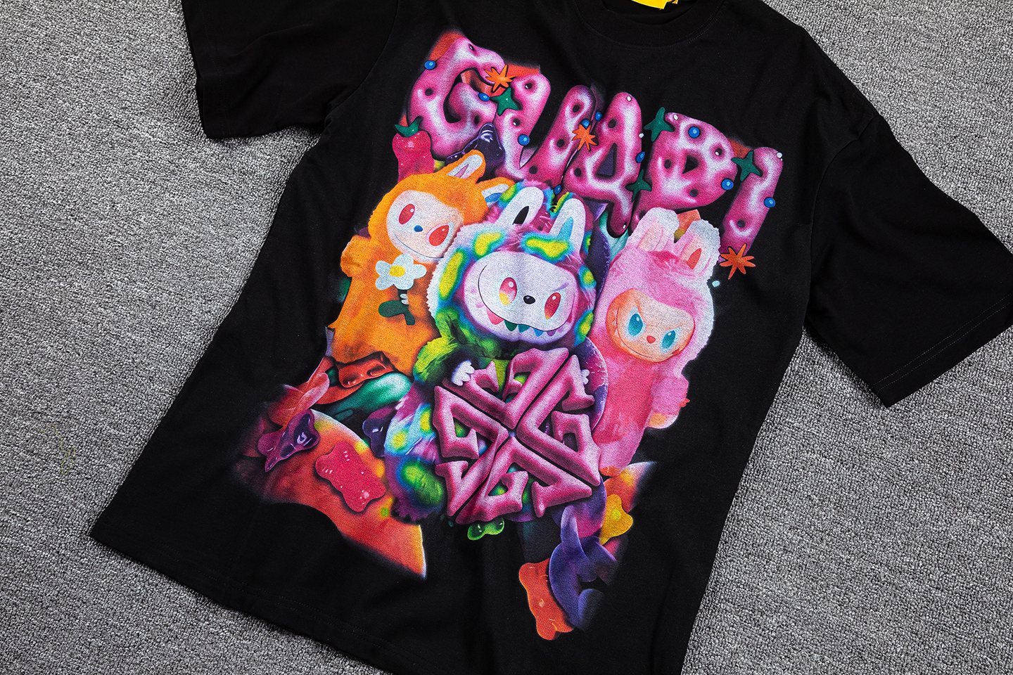 GUAPI Front & Back Graphic T-Shirt — front