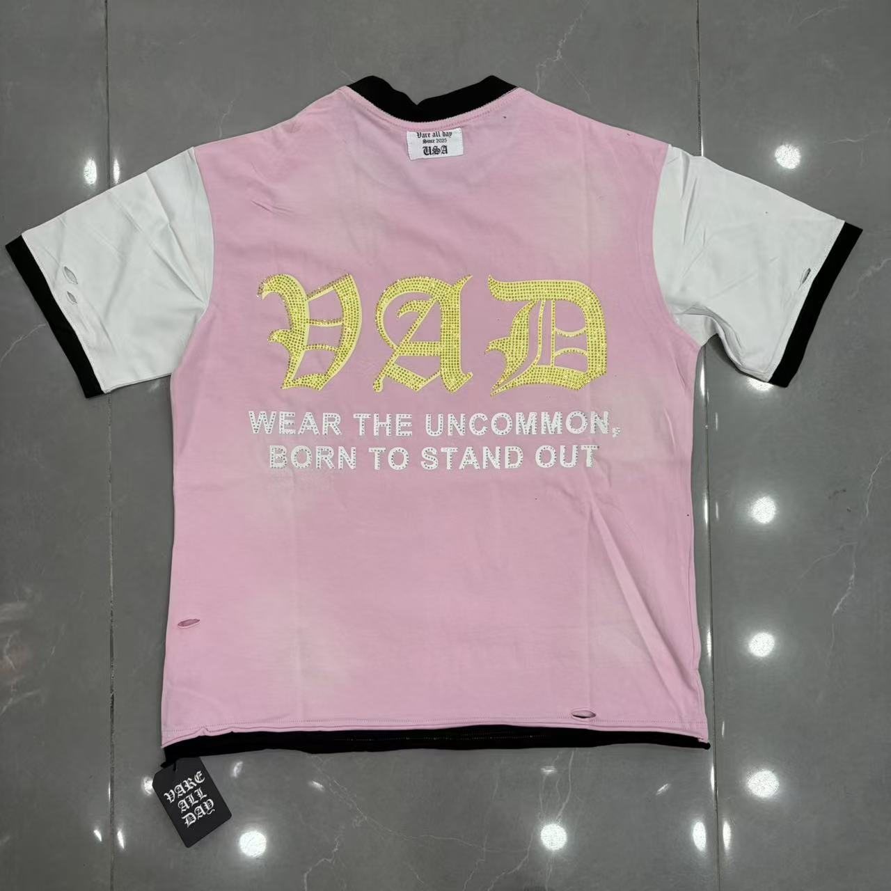 VARE ALL DAY Pink Contrast-Sleeve Graphic T-Shirt — back