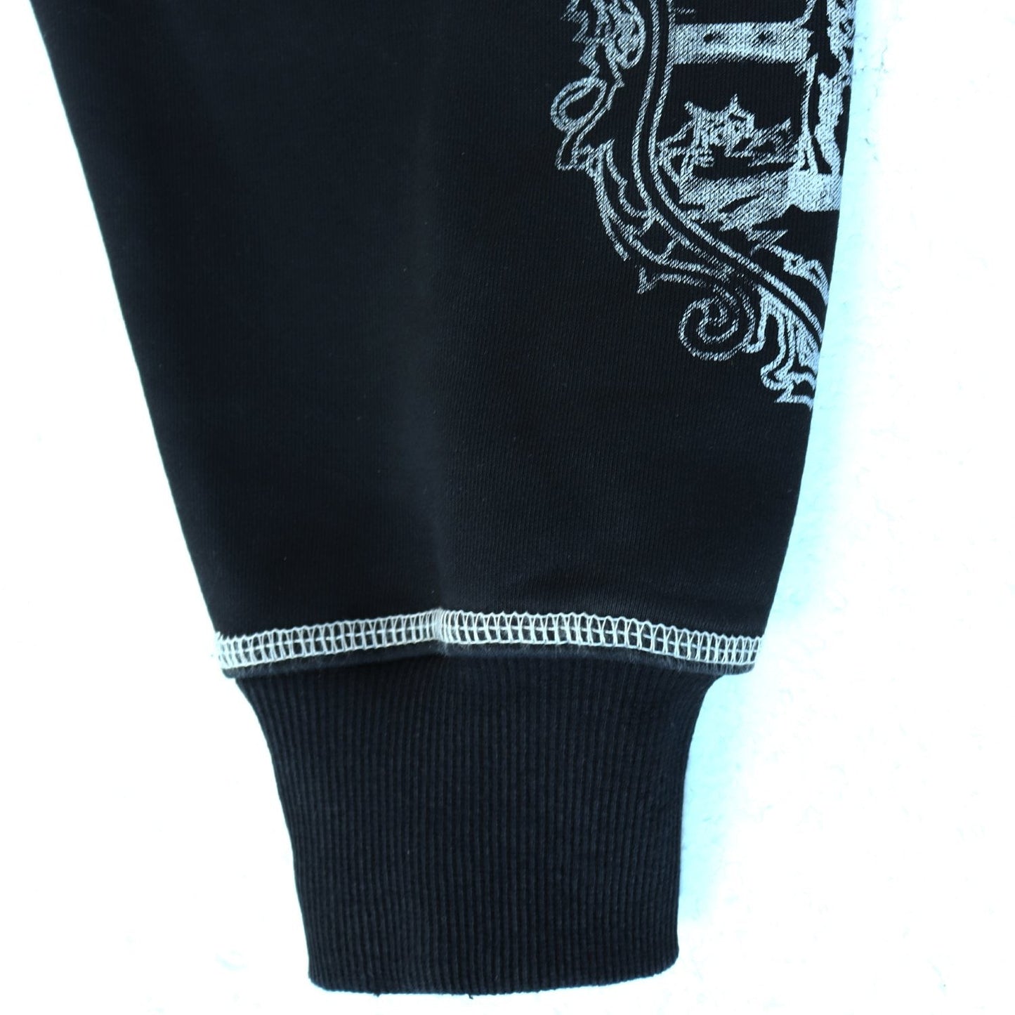 Valley Dreams 2000 Washed Black Graphic Hoodie — detail