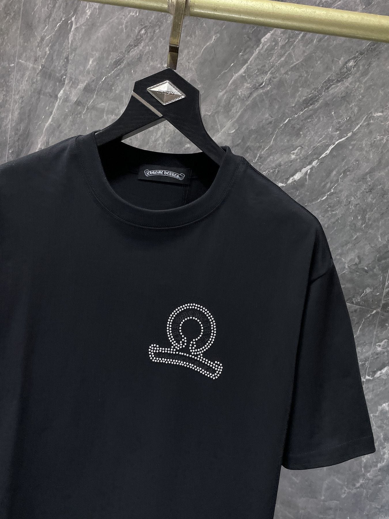 Chrome Hearts Rhinestone Cross Horseshoe Graphic T-Shirt — detail