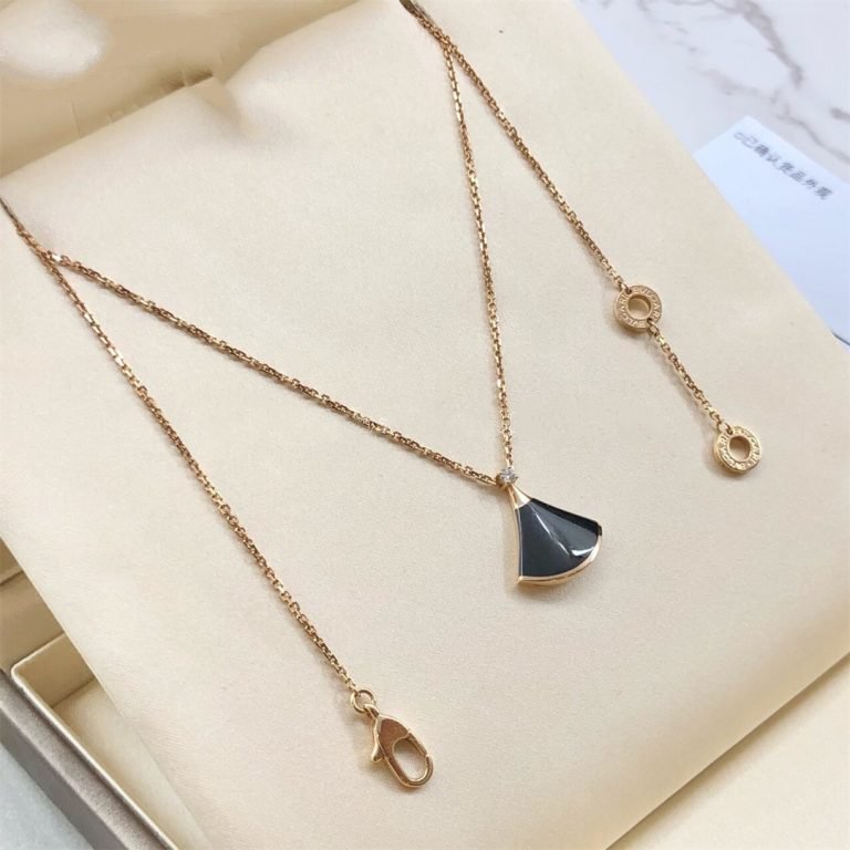 Bvlgari Dream Necklace Onyx 1 Cubic Zirconia