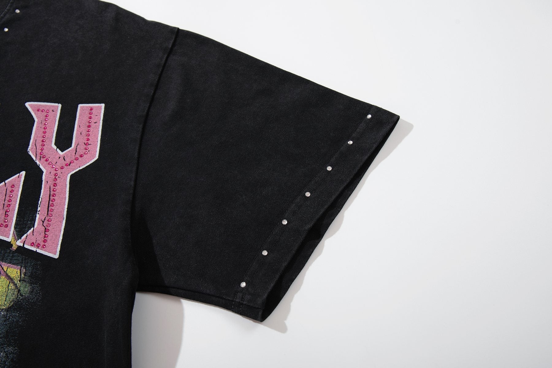 SUPPLY TEE Rebellion Astronaut Graphic T-Shirt — detail
