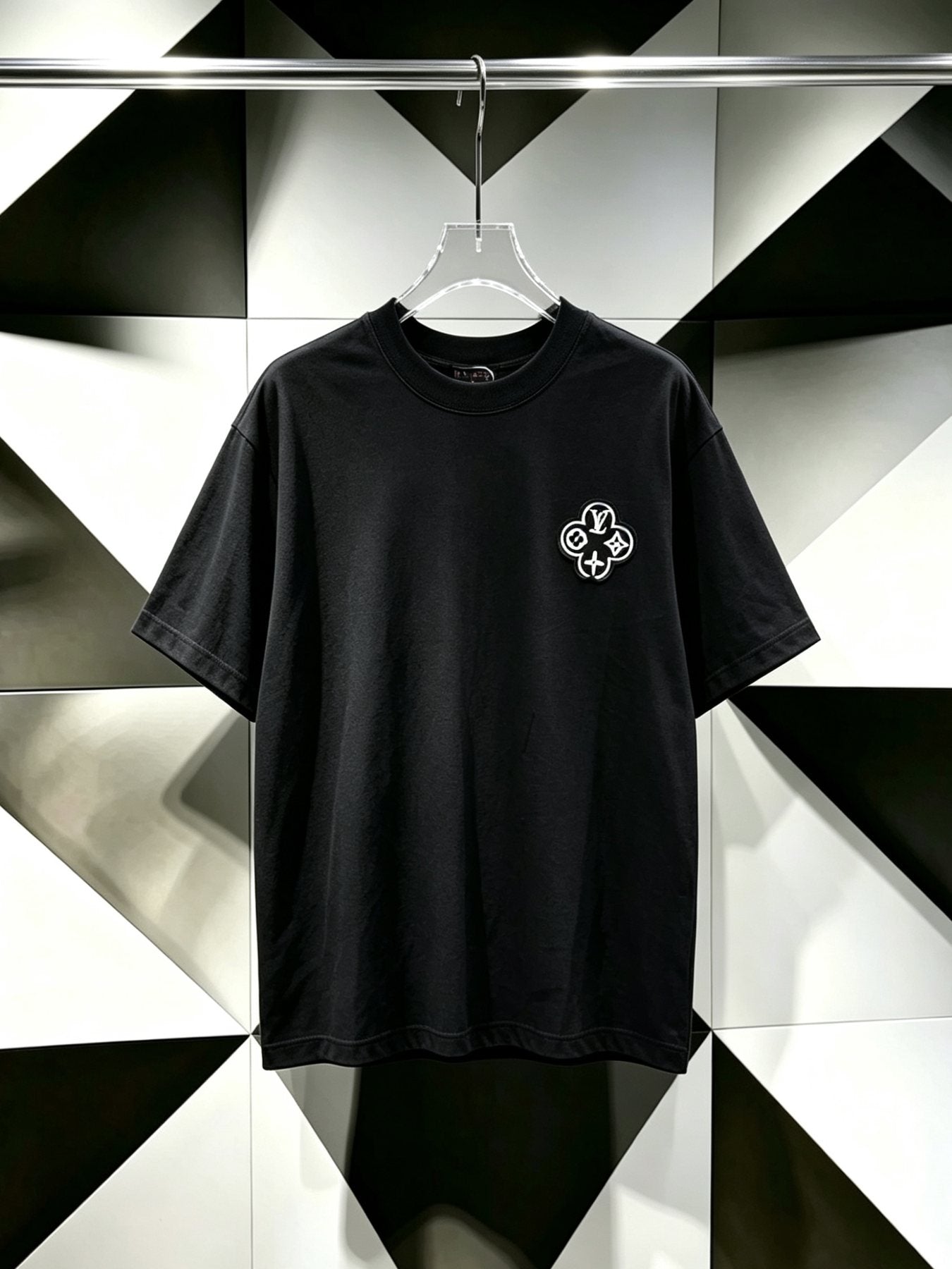 Louis Vuitton*LV Clover Patch Back Graphic T-Shirt — front