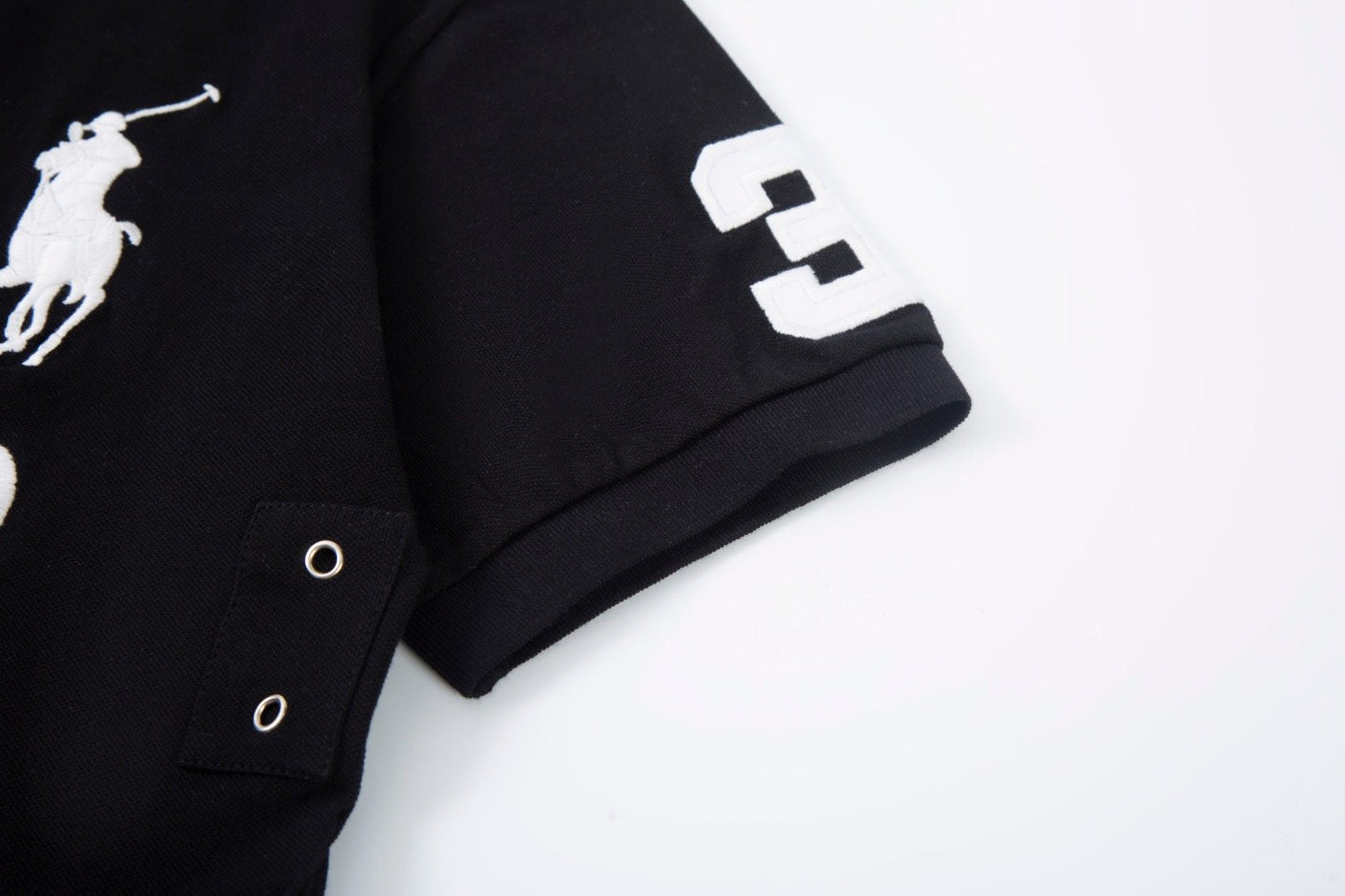 Test2-Ralph Lauren Chicago Crest Piqué Polo Shirt — detail